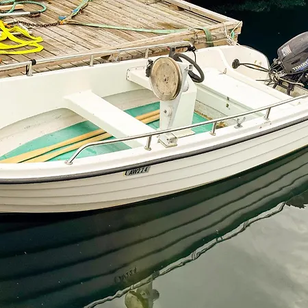 Holiday home In With Wifi Erfjord